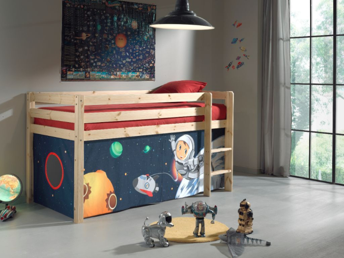 Halfhoogslaper Pino met tent in space thema van PS Slapen