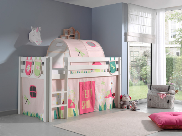 Pino halfhoogslaper in het wit met spring thema van PS Slapen